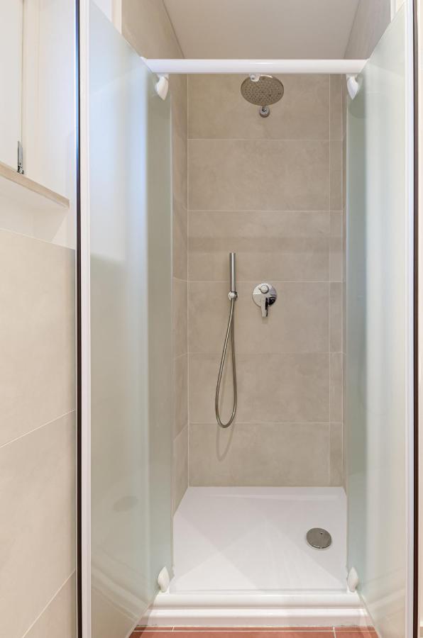Velasquez Apartments - B - San Siro มิลาน ภายนอก รูปภาพ